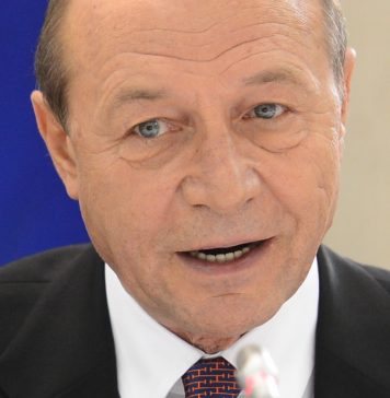 Invataturile lui Schulz catre Basescu