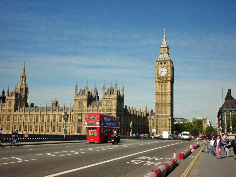 turist-in-londra.jpg
