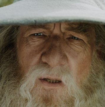 Cati ani are Gandalf din Stapanul Inelelor?